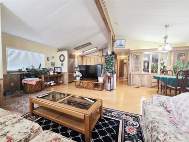 9824 Asotin St S, Tacoma, WA 98444 - photo 4