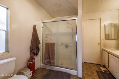 7721 Tchstone Primary Bath