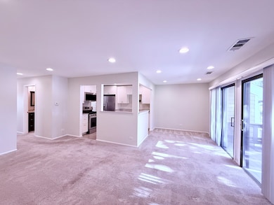 70 Margate Ct unit C2, Schaumburg, IL 60193 - photo 4