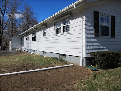 40 Wedge St, Cranston, RI 02920 - photo 4