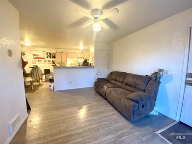 135 Baker St unit 104, Moscow, ID 83843 - photo 2