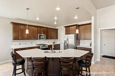 1585 E Talus Way-5