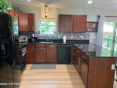 3222 Beech Ridge Dr, Pocono Summit, PA 18346 - photo 7