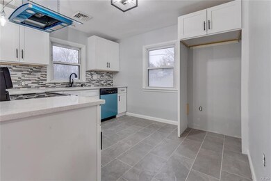 1248 N 26th St, Allentown, PA 18104 - photo 3