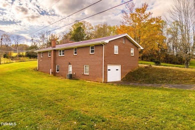 24850 Walden Rd, Abingdon, VA 24210 - photo 5