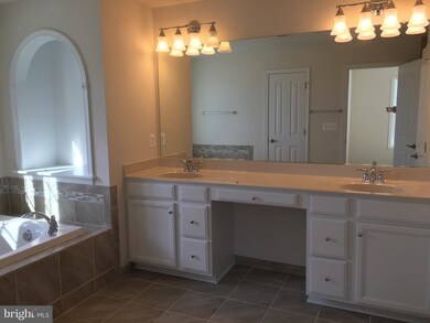 55 Coachman Cir, Stafford, VA 22554 - photo 6