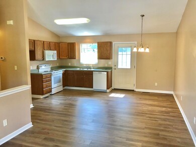 1225 Snowden Terrace, Johnson City, TN 37601 - photo 4