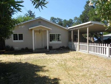 big front yard fenced