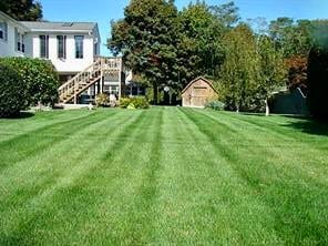 37 Austin Ave, Greenville, RI 02828 - photo 4