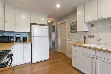 76 Parkman St unit 2, Brookline, MA 02446 - photo 7