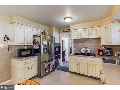 1704 Pin Oak Rd, Williamstown, NJ 08094 - photo 4