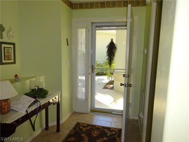 Foyer with Glass/Screen Door