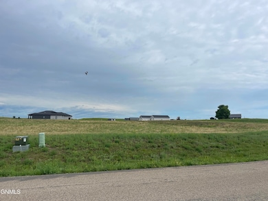 14140 Paniolo Way, Bismarck, ND 58503 - photo 2