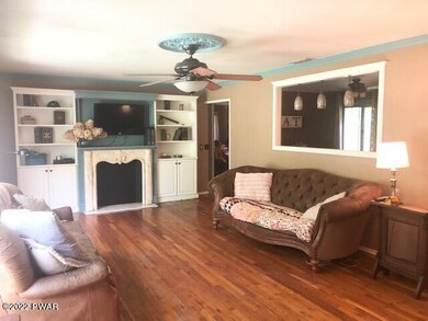 216 Sarah St, Milford, PA 18337 - photo 6