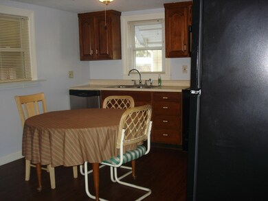 71 Chapel St, Shirley, MA 01464 - photo 5