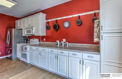 2103 Ridgeview Dr, Papillion, NE 68046 - photo 7