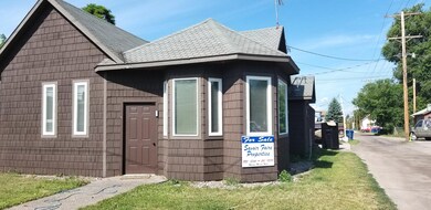 608 2nd St E, Polson, MT 59860 - photo 2