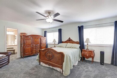 4005 Hollow Oak Dr, Euless, TX 76040 - photo 7