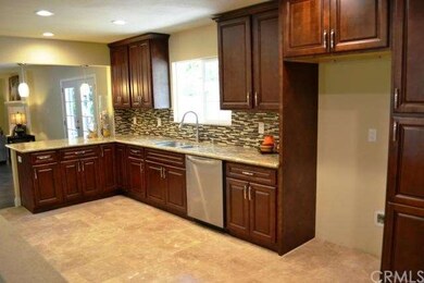 Another view of the kitchen shows off the spectacu
