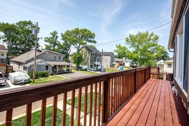 06_Front Deck