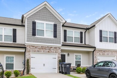 001-photo-front-view-13651359