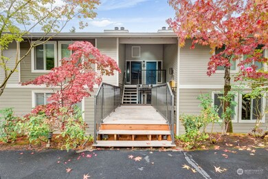 3272 80th Ave SE unit 2, Mercer Island, WA 98040 - photo 3