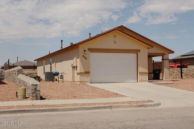 945 Maravillas St, Horizon City, TX 79928 - photo 2