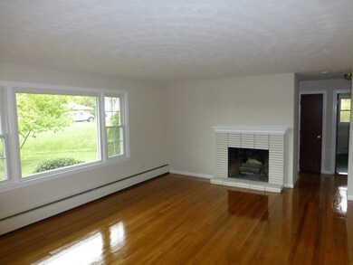 31 Mary Ann Dr, Worcester, MA 01606 - photo 5