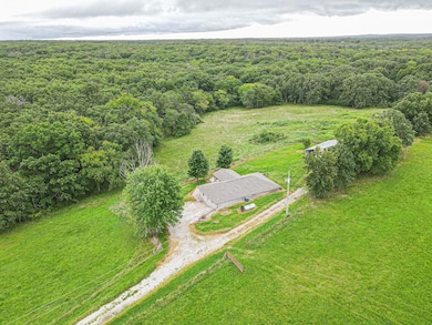 1300 Long Branch Rd, MacK's Creek, MO 65786 - photo 5