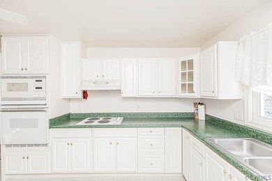 5804 Gunsight Ct, North Chesterfield, VA 23237 - photo 5