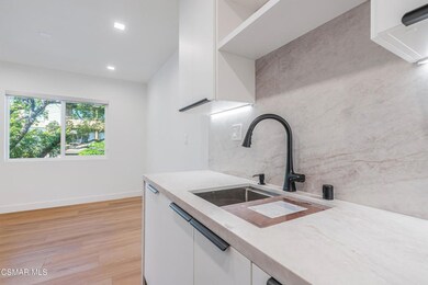 unlisted-address, Los Angeles, CA 90025 - photo 5