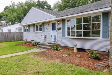 45 Relph St, Warwick, RI 02888 - photo 4