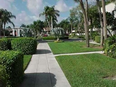 3570 Magellan Cir unit 2232, Miami, FL 33180 - photo 6