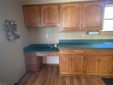 built in desk in kitchen