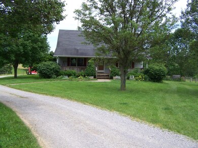 171 Hopewell Rd, Harrodsburg, KY 40330 - photo 4