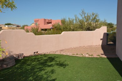 SIDE YARD\