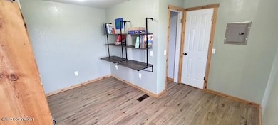 301 Teal Way - Den/Office