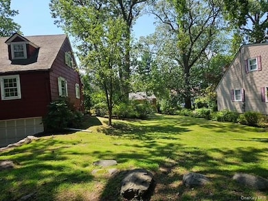 48 Shelburne Rd, Yonkers, NY 10710 - photo 2