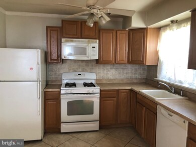 1707 Dartmouth Dr, Norristown, PA 19401 - photo 3