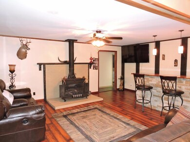 477 Lakeview Dr, Manchester, TN 37355 - photo 6