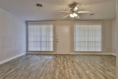 10 Honor Oak Ln, Bedford, TX 76022 - photo 4