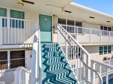 650 Horizons E unit 302, Boynton Beach, FL 33435 - photo 4