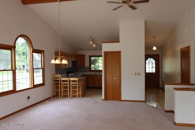 802 E 8th St, Holland, MI 49423 - photo 2