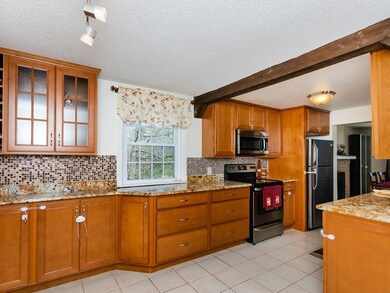 21 Meadowbrook Ln, South Easton, MA 02375 - photo 3