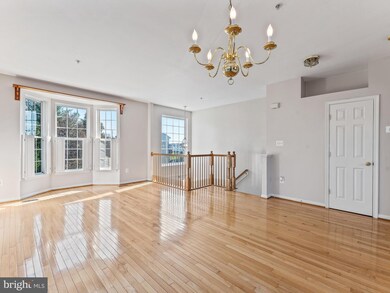 7132 Ladd Cir, Frederick, MD 21703 - photo 5