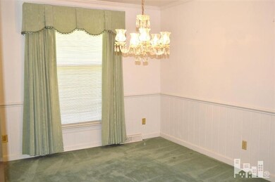 804 E Wilmington St, Burgaw, NC 28425 - photo 3