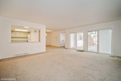 1 Windermere on Duxbury, Rolling Meadows, IL 60008 - photo 3