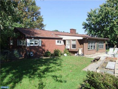 1408 Cathys Ln, North Wales, PA 19454 - photo 5