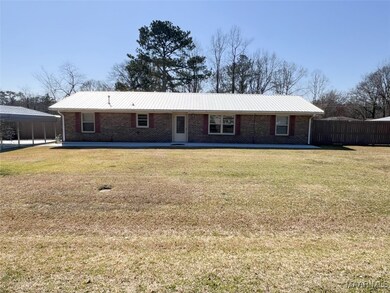 Front view of property