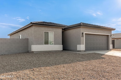 10872 W Cove Dr, Arizona City, AZ 85123 - photo 3